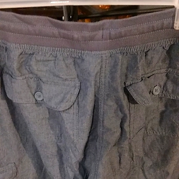 Convertible pants. - Picture 3 of 6